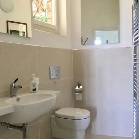 Apartment Lucherina *