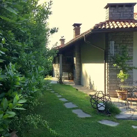 Lucherina Apartment *