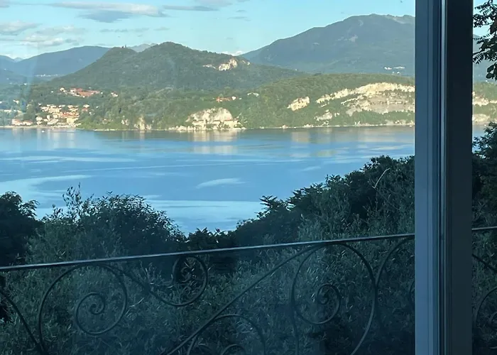 Lucherina Apartman Stresa